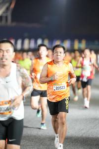 BIB: 200, 20523
                            <button type="button" onclick="openModal(19604691)" class="btn btn-primary btn-sm float-right btn-popup" data-toggle="modal" data-target=".modal-high-quality">
                        <i class="fas fa-shopping-cart"></i> Add to Cart
                    </button>
                                            <button type="button" onclick="isThisMe(19604691, true)" class="btn btn-success btn-sm float-right btn-popup btn-isme hidden" data-toggle="tooltip" data-placement="bottom" title="นี่คือรูปของคุณใช่ไหม คลิกที่นี่เพื่อเอาเข้าอัลบั้ม">
                        <i class="fas fa-plus"></i> Add to album
                    </button>
                    <button type="button" onclick="isThisMe(19604691, false)" class="btn btn-warning btn-sm float-right btn-popup btn-isnotme hidden">
                        <i class="fas fa-ban"></i> Remove from album
                    </button>